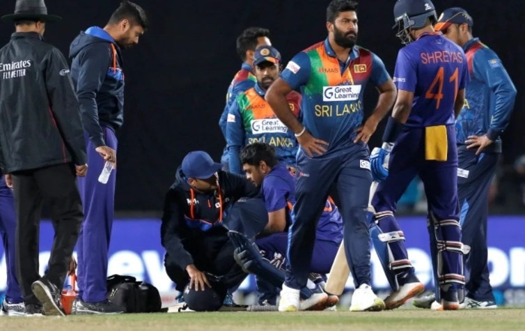 Ishan Kishan admitted to hospital  after being hit on head in 2nd T20